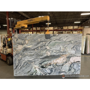 18918A - quartzite countertop